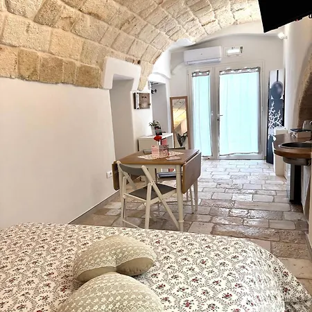 Petali Rosa- Dimora Grotta Holiday home *