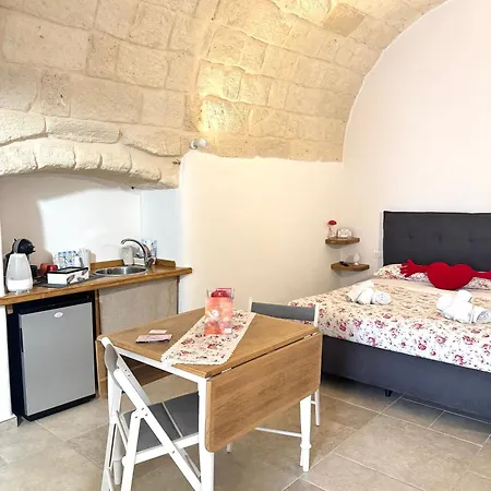 Holiday home Petali Rosa- Dimora Grotta *